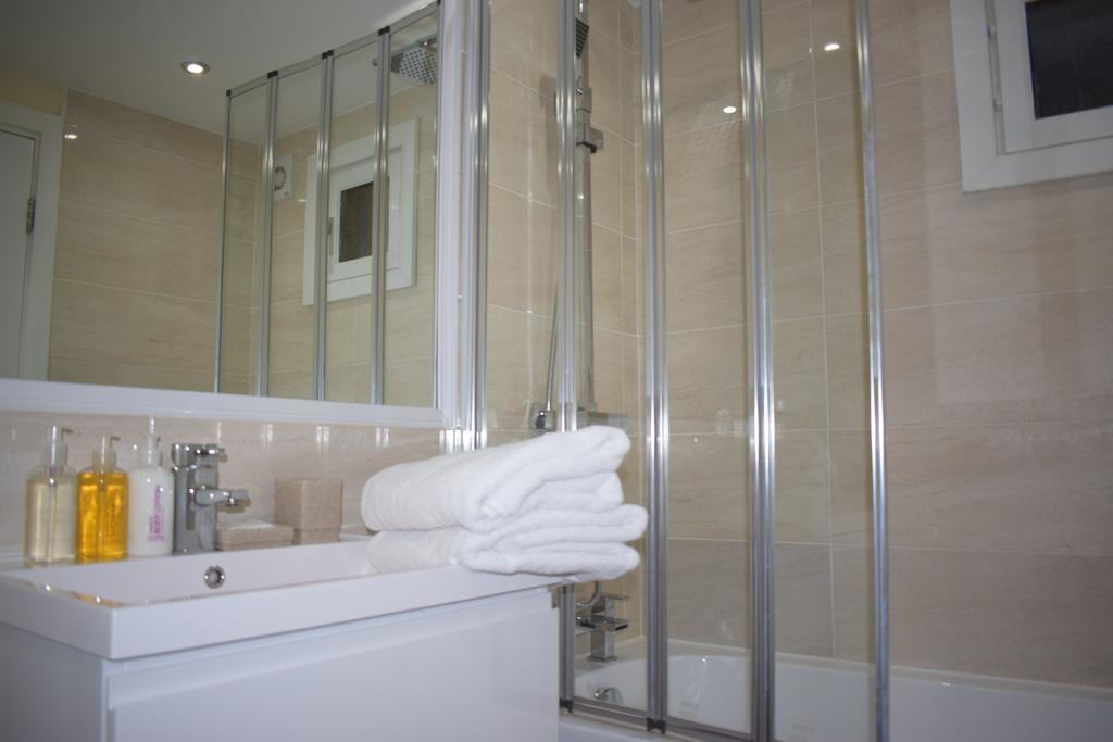 Sky Night Serviced Apartments Cardiff Luaran gambar