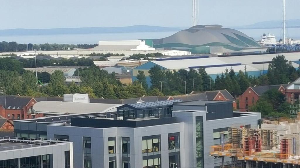 Sky Night Serviced Apartments Cardiff Luaran gambar